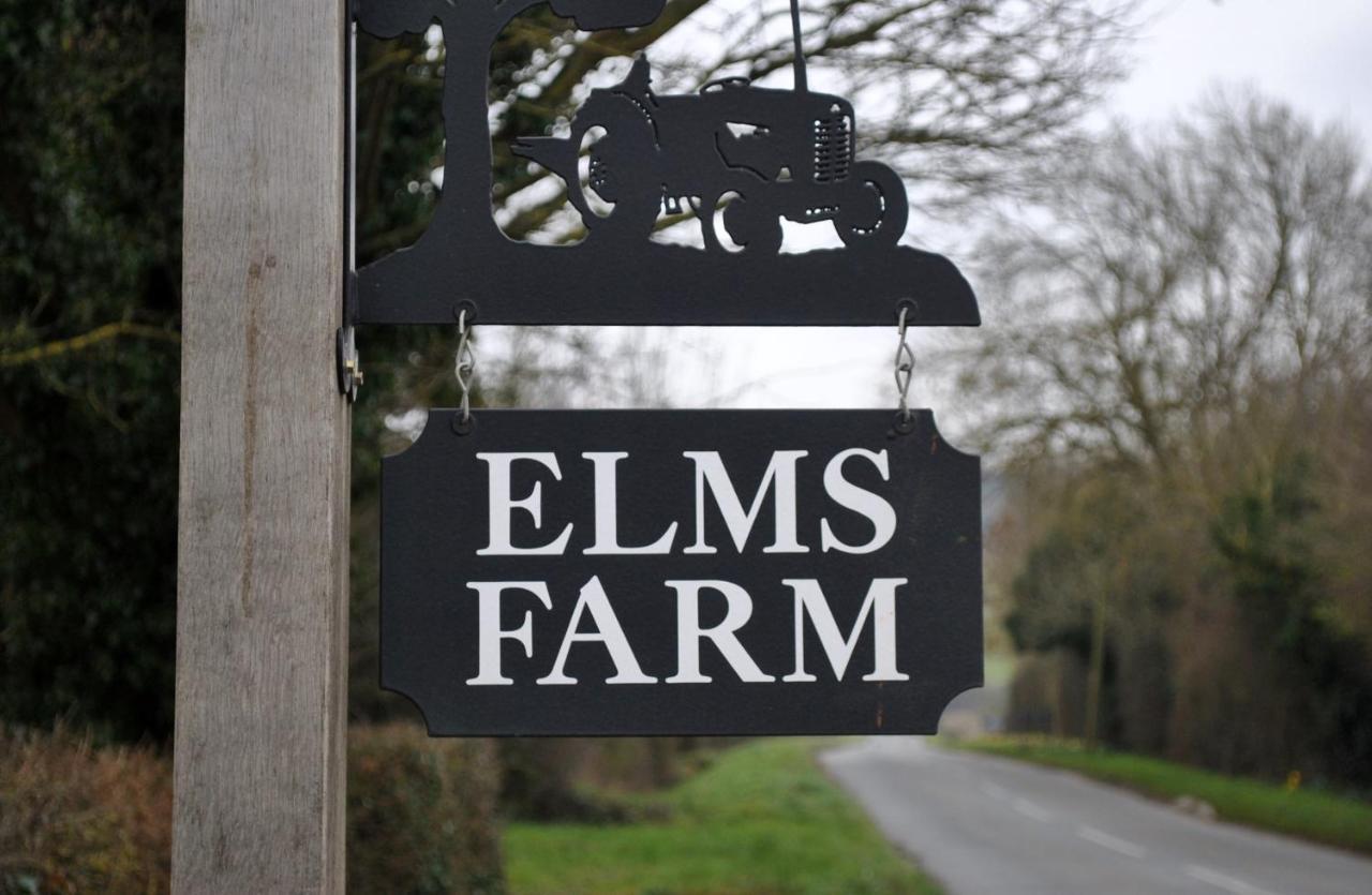 Elms Farm Villa Alderton  Ngoại thất bức ảnh